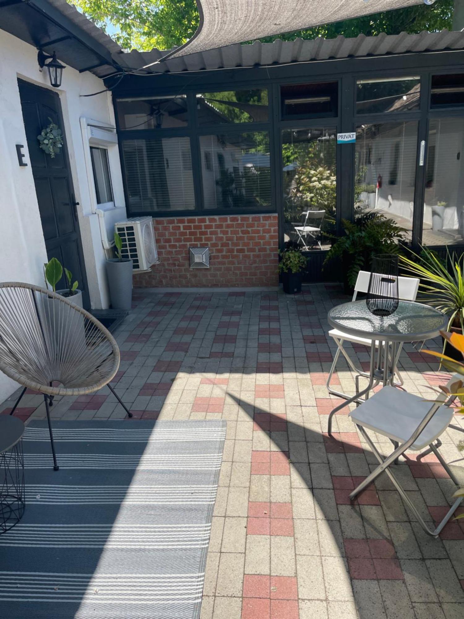 Kertesz Vendeghaz Appartement Siófok Buitenkant foto