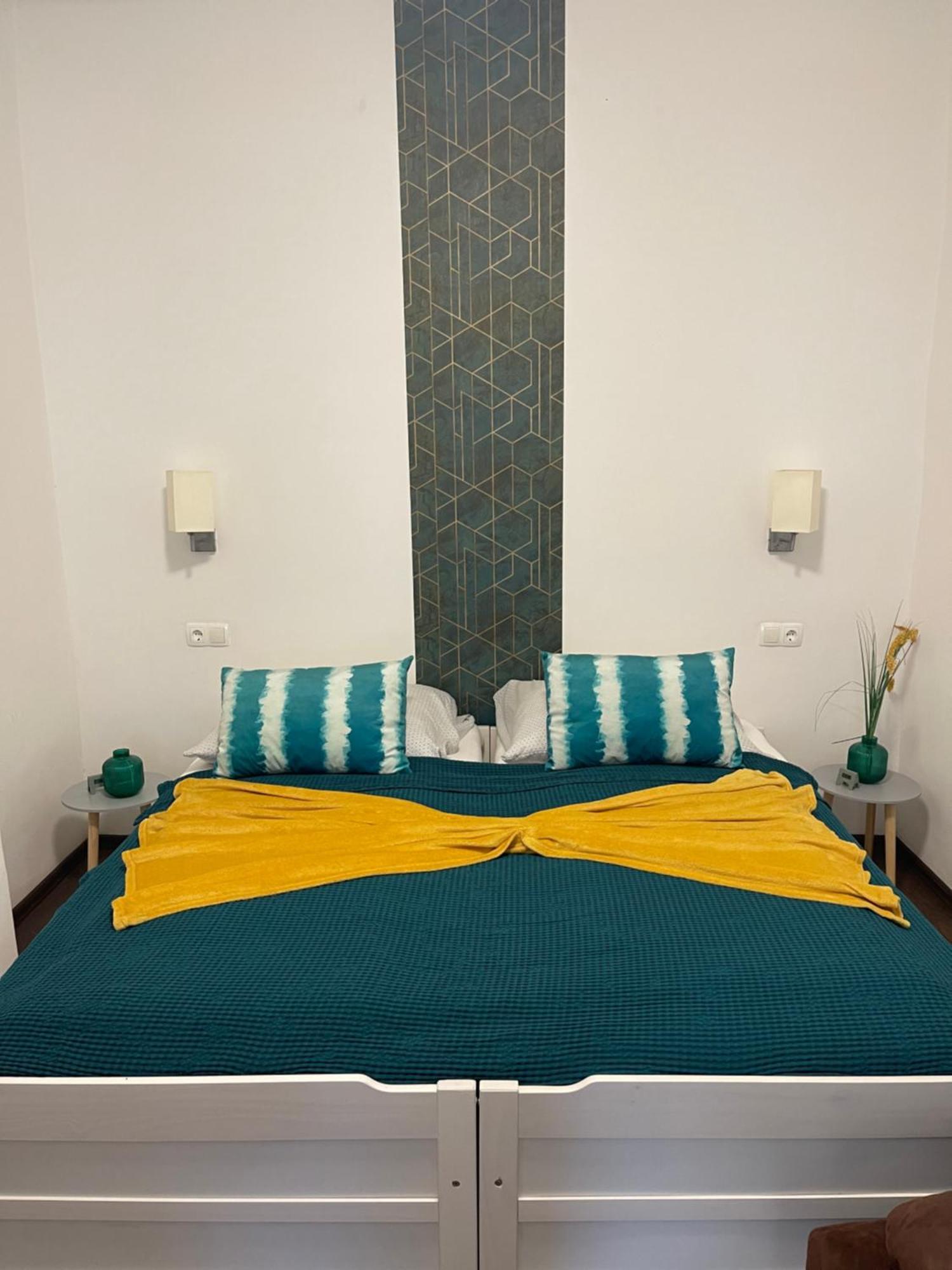 Kertesz Vendeghaz Appartement Siófok Buitenkant foto